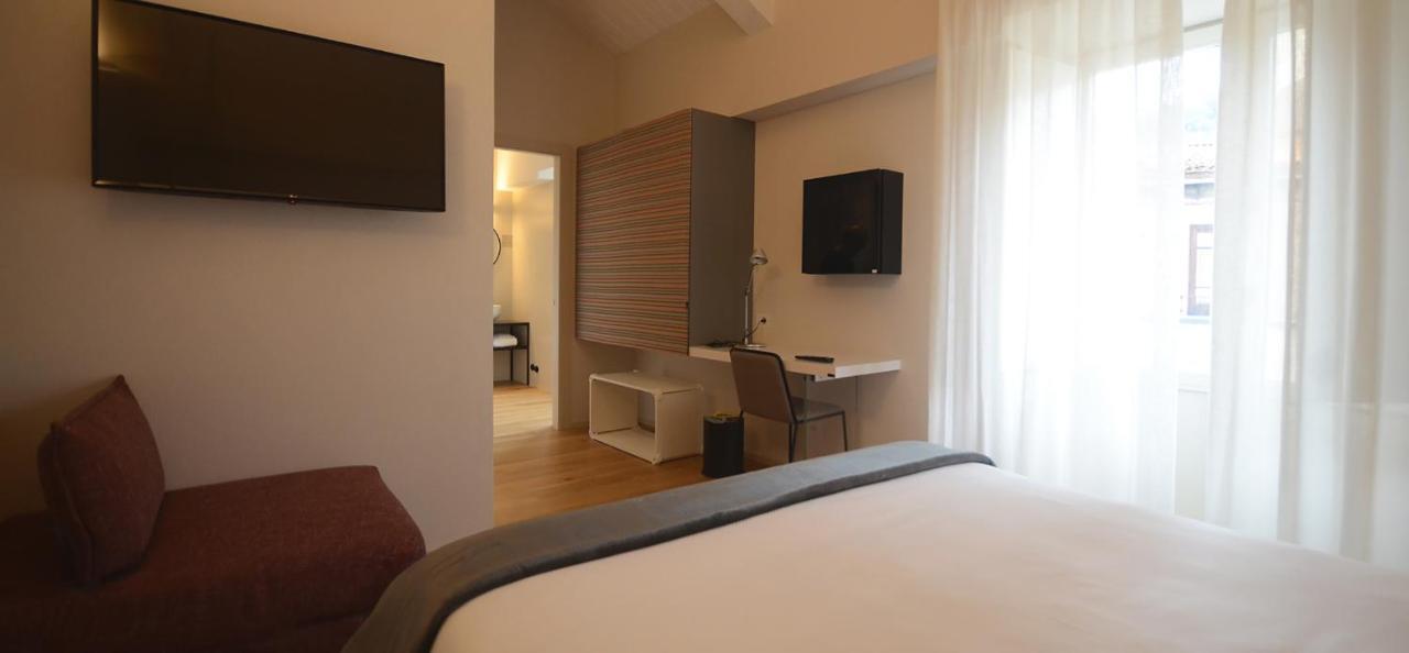 Albergo Centrale ลาเมเซ แตร์เม ภายนอก รูปภาพ